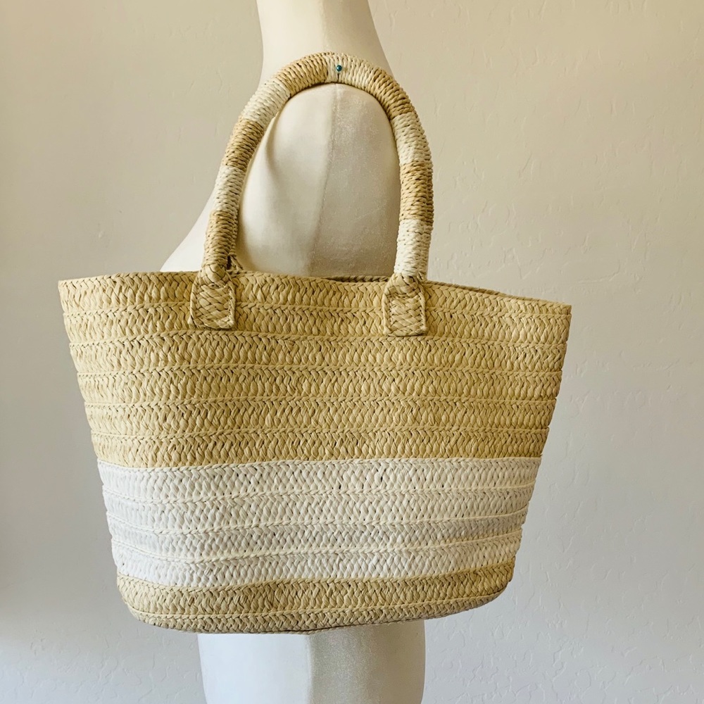ALTRU MADE FOR GOOD STRAW BAG